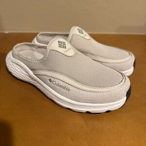 Columbia Slip-On Loafers size 6.5